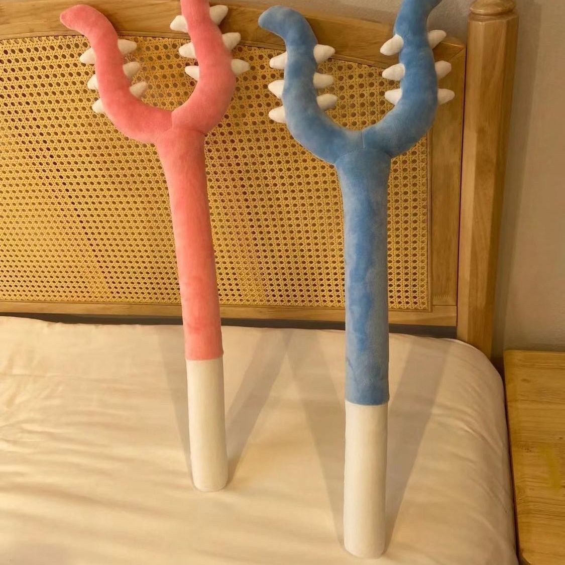 Cat Toys - Bâton de combat en peluche Chiikawa