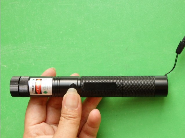 Pointeur laser vert haute puis - Laser Pointer Cat Toy Automatic avis et prix